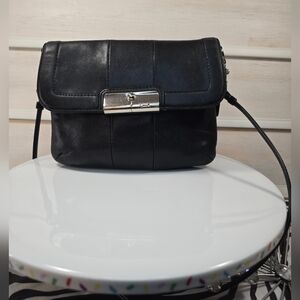 Coach crossbody bag with yeah original hang tag